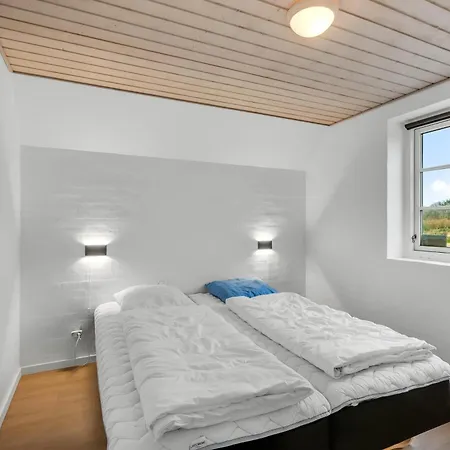 Holiday home Large For 20 People With Large Pool, Hot Tub For 7 People And Activity Room, Ringkobing