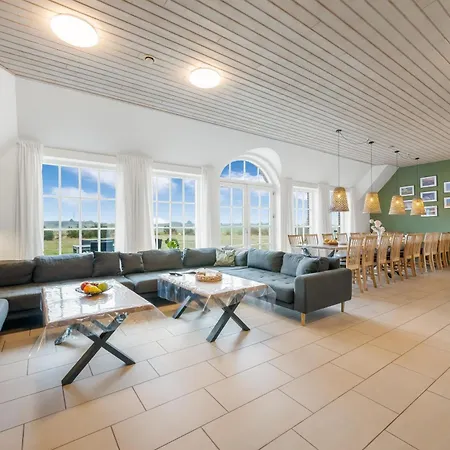 Large For 20 People With Large Pool, Hot Tub For 7 People And Activity 別荘 *